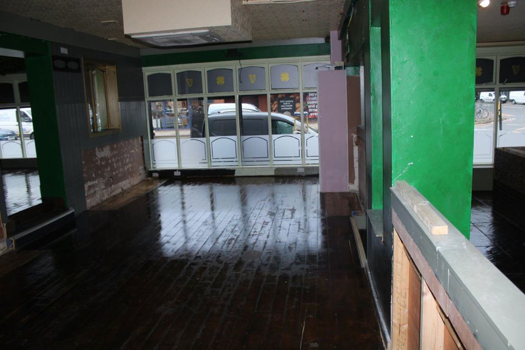 Property photo 3 of 6