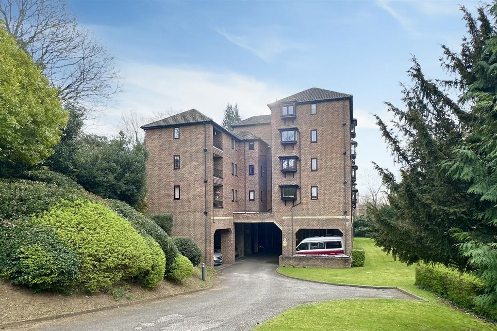 Property photo 1 of 12 Back.Jpg