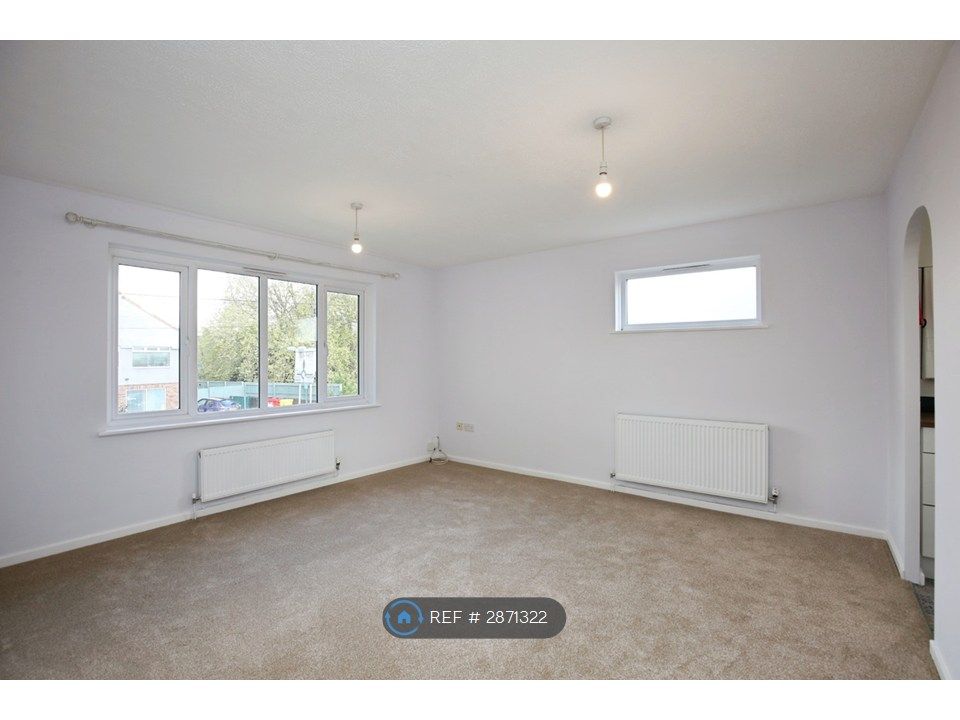 Property photo 2 of 18 Living/Dining Area