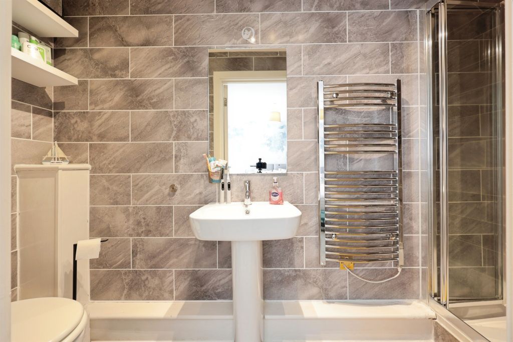 Property photo 3 of 20