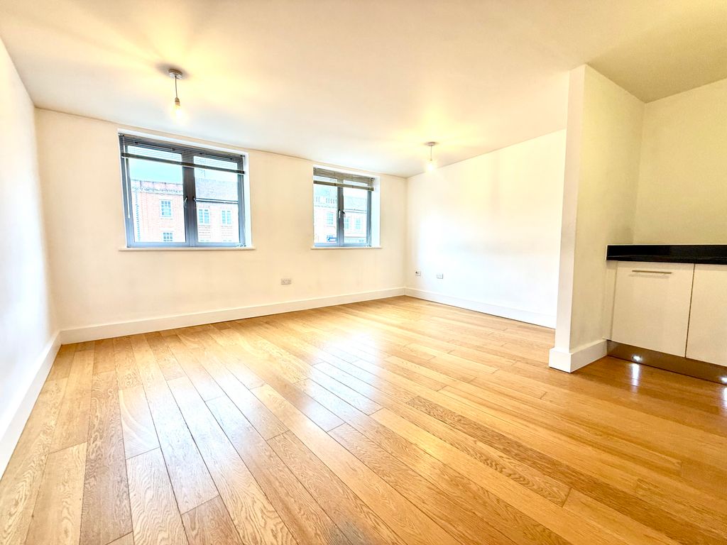 Property photo 3 of 10 Img_7408