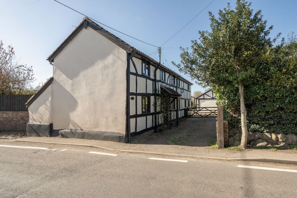 Property photo 1 of 30 1429888-2-69B9466B08c51