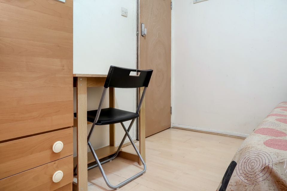 Property photo 3 of 8