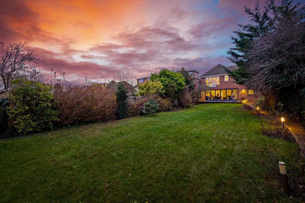 Property photo 2 of 17 Rear Garden