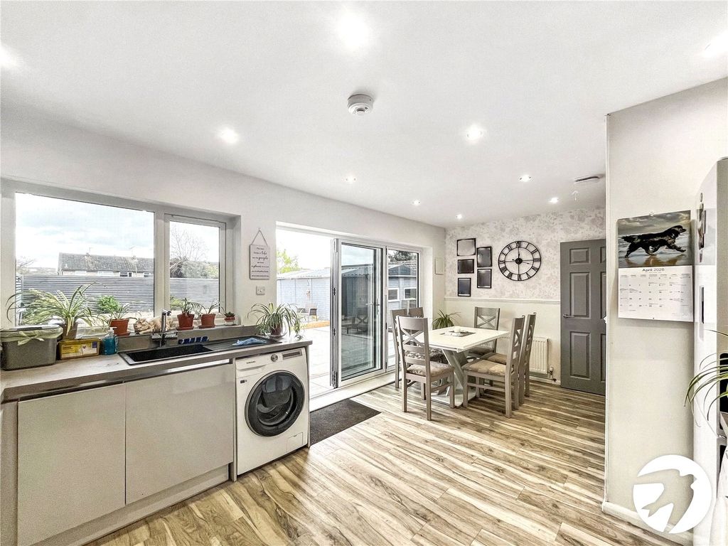 Property photo 3 of 17 Picture No. 05