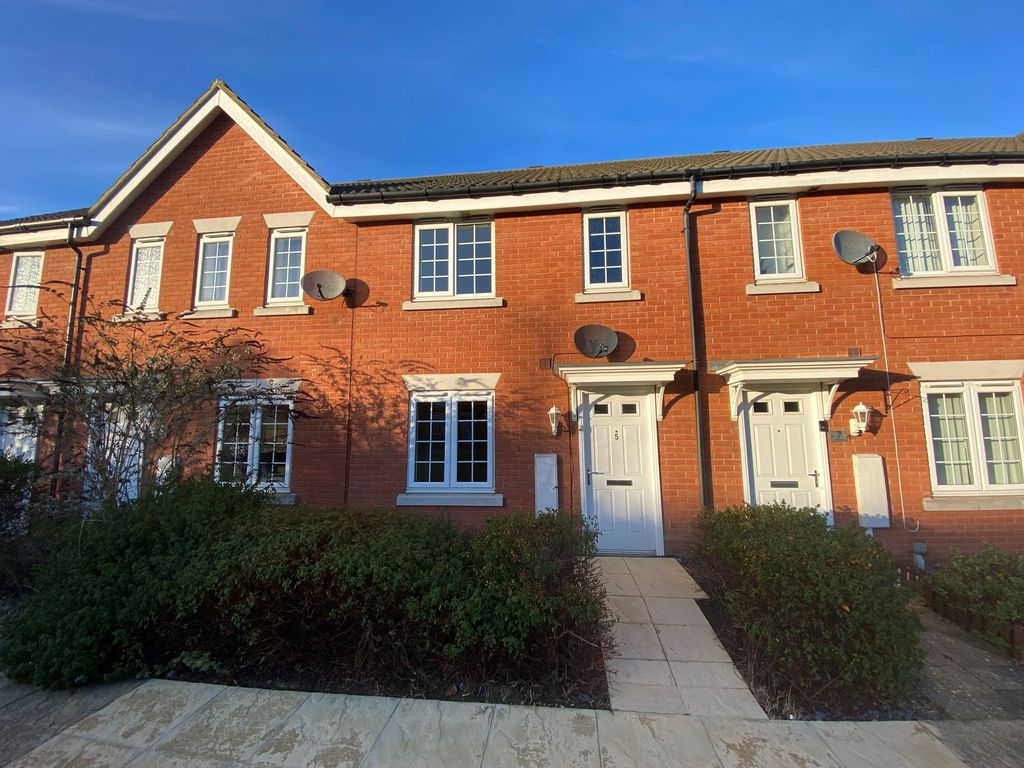 Property photo 1 of 10 Front