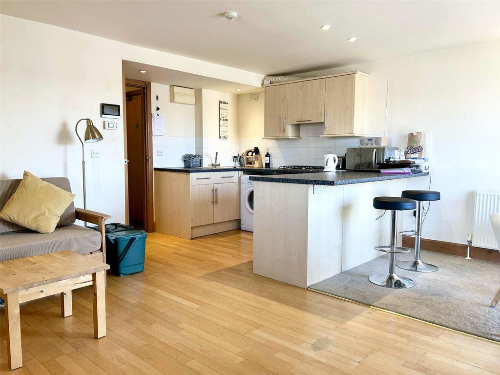 Property photo 2 of 9 Picture No. 02