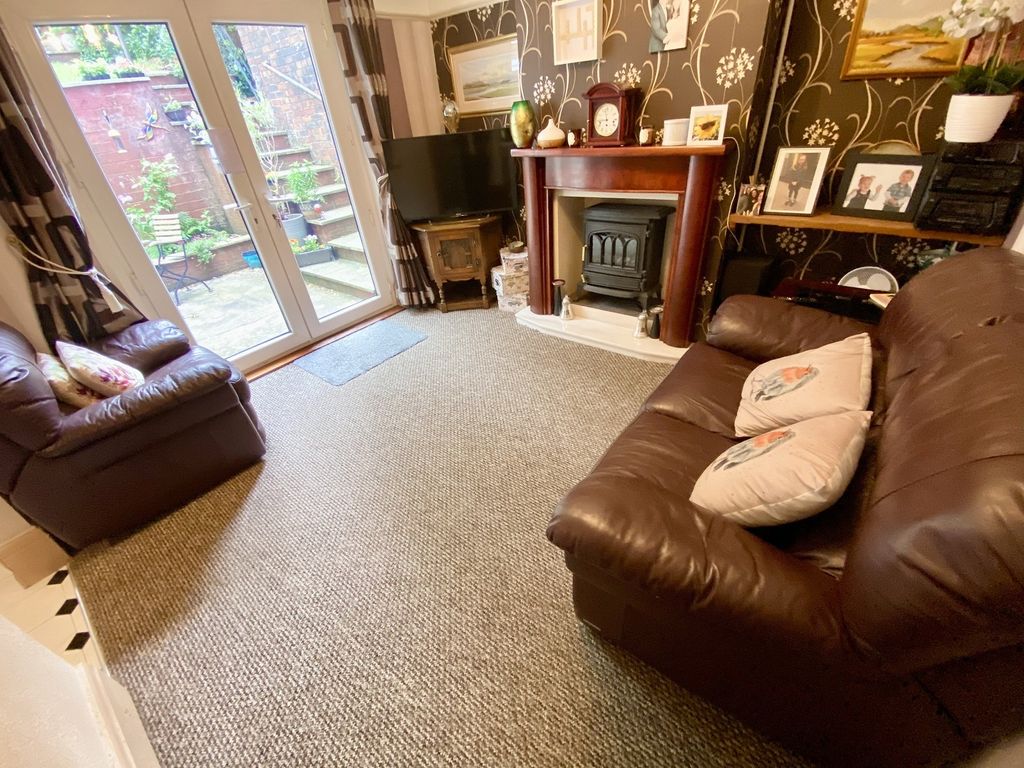 Property photo 2 of 14 Sitting Room