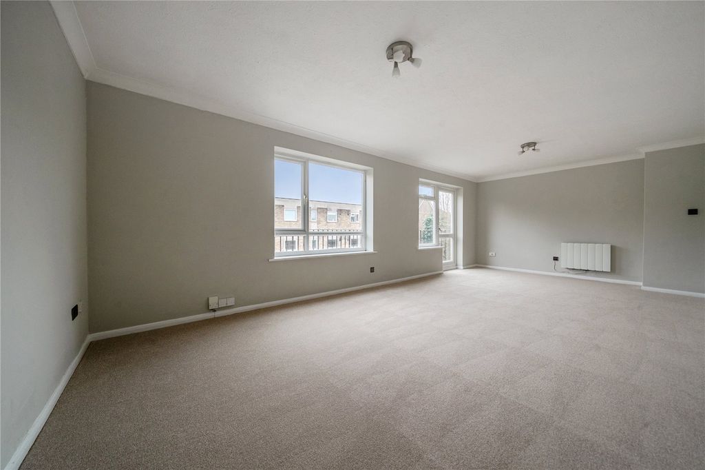 Property photo 2 of 15 Picture No. 05