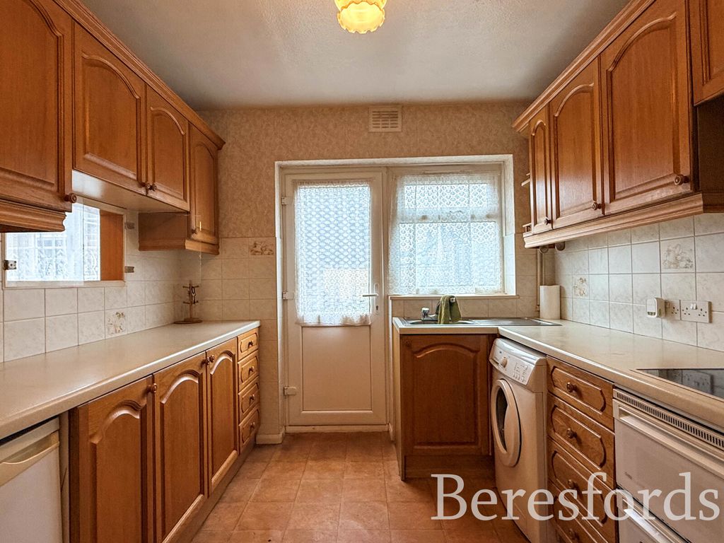 Property photo 2 of 15 Picture No. 25