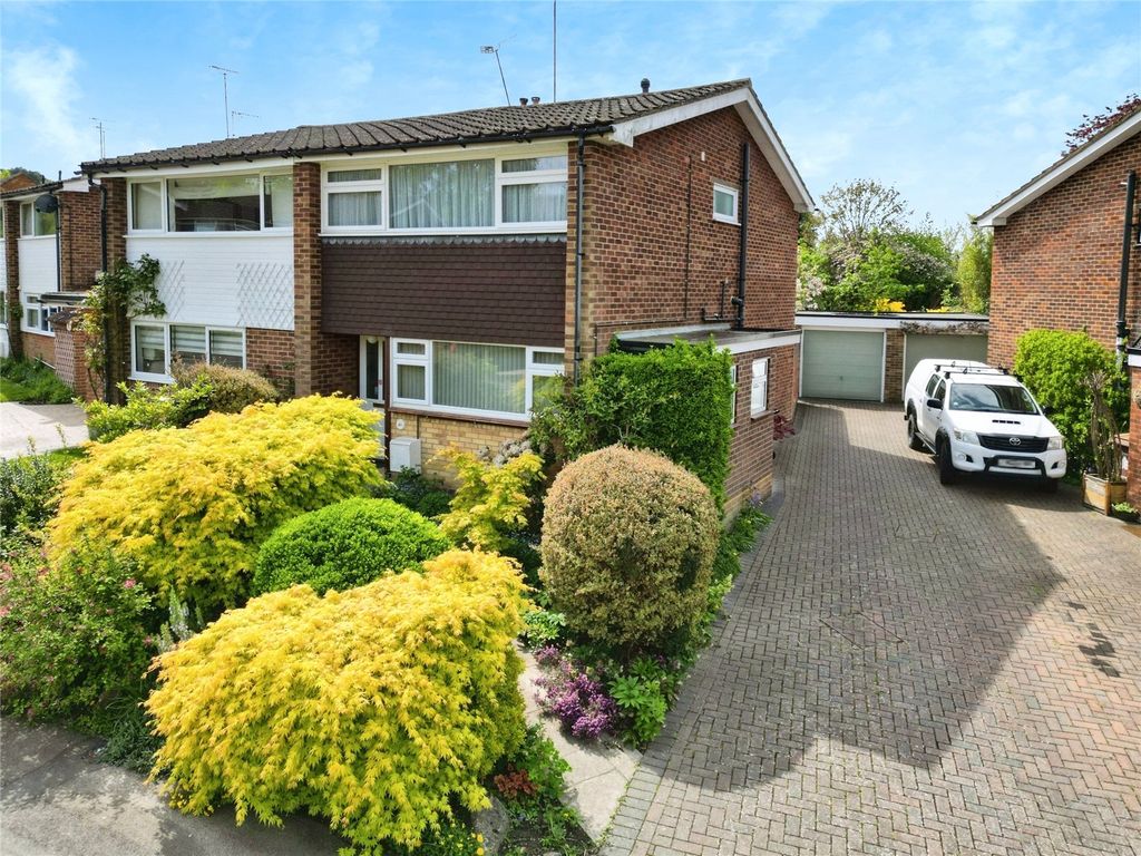 Property photo 1 of 16 Picture No. 14