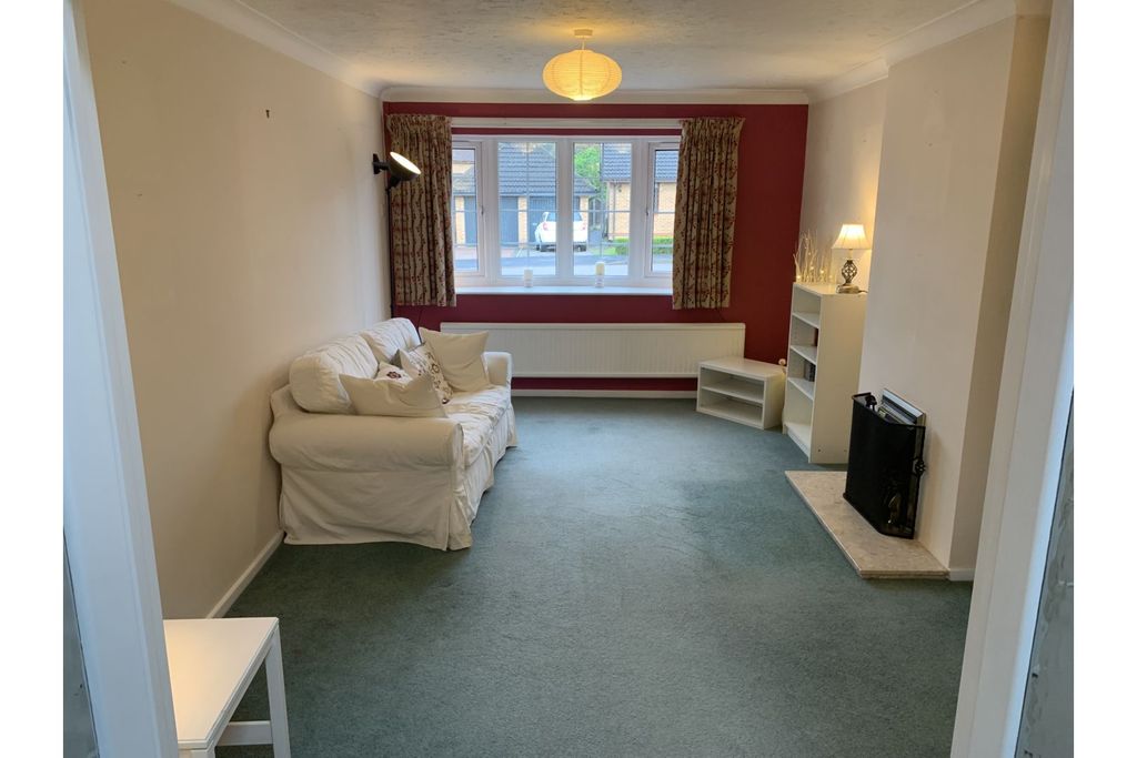 Property photo 2 of 35