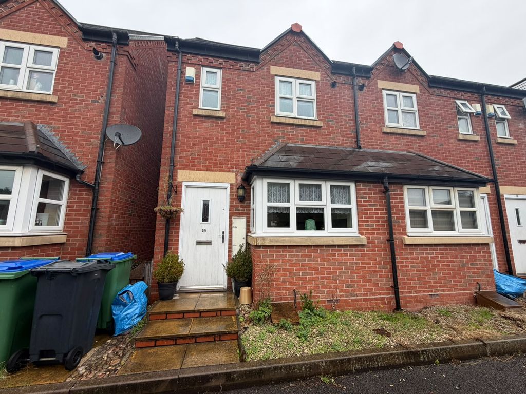 Property photo 1 of 8
