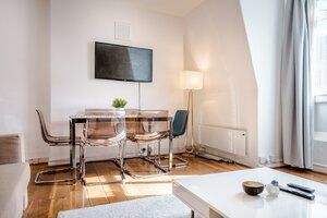 Property photo 3 of 11 Gallery