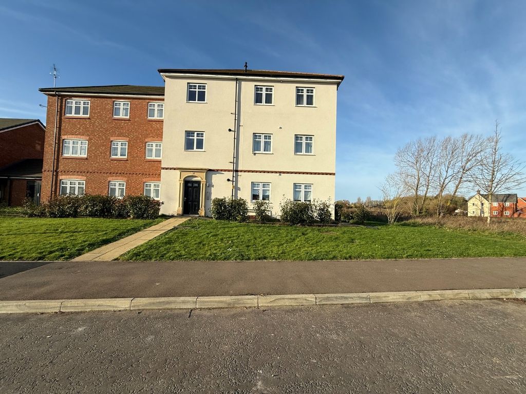 Property photo 1 of 10 3815942