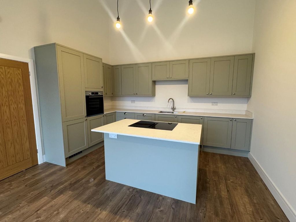 Property photo 2 of 22 Bf29.Jpg