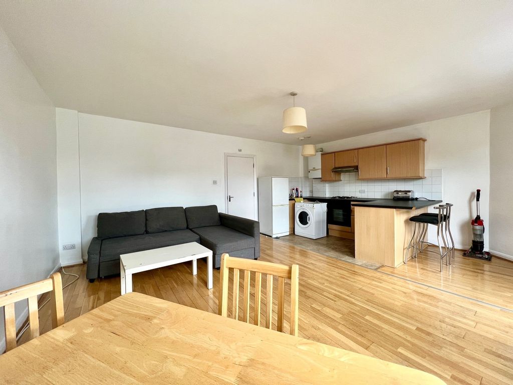 Property photo 2 of 7