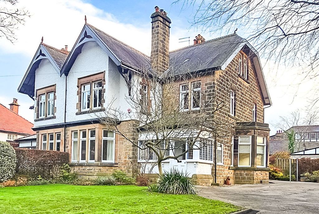 Property photo 3 of 25