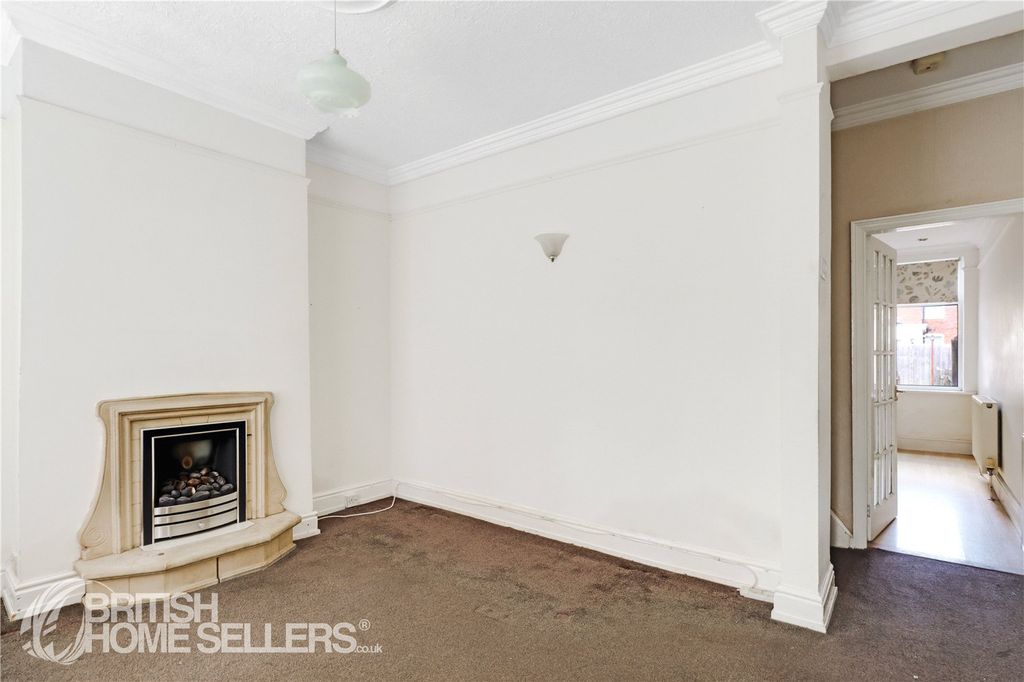 Property photo 3 of 13 Picture No. 30