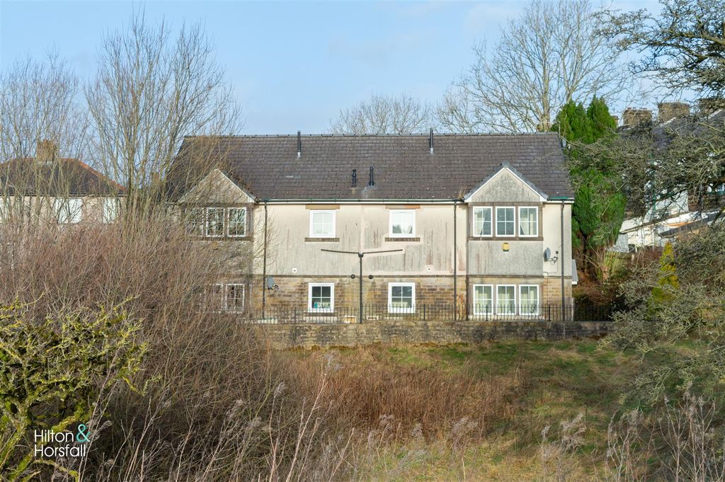 Property photo 1 of 10 Marsden Mews
