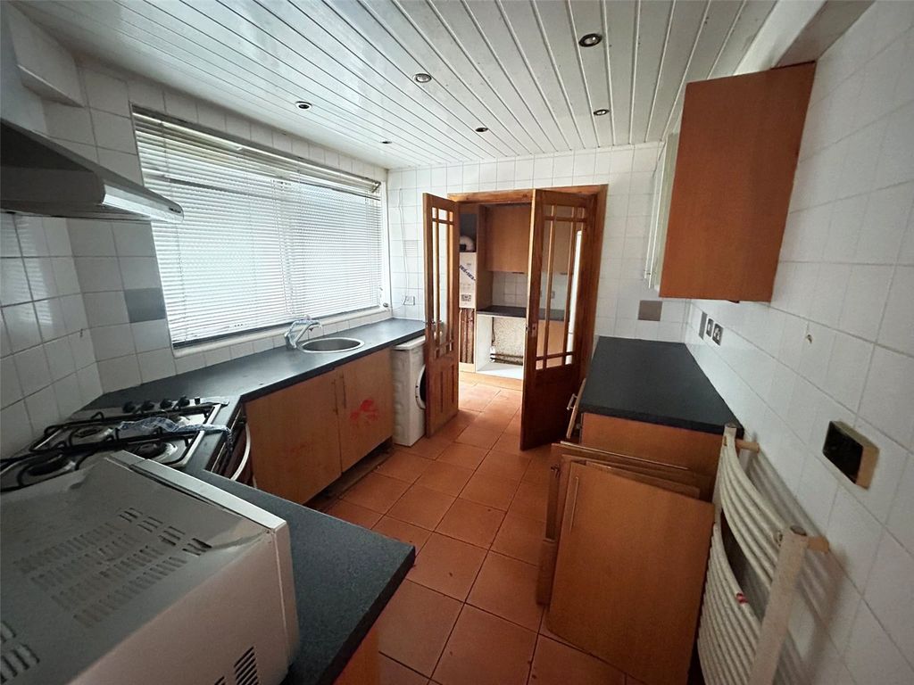 Property photo 3 of 5 Picture No. 04