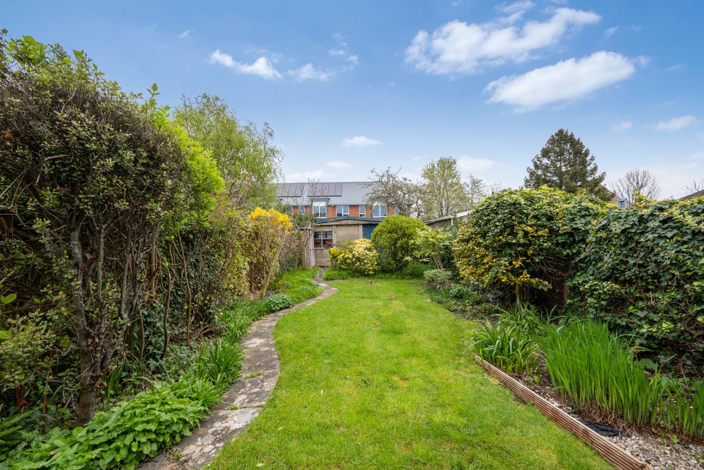 Property photo 3 of 27 Picture No. 05