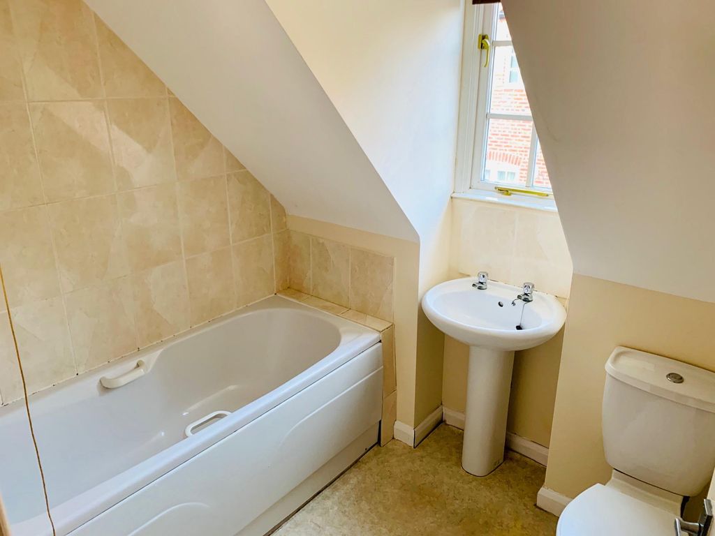 Property photo 3 of 5 Bathroom