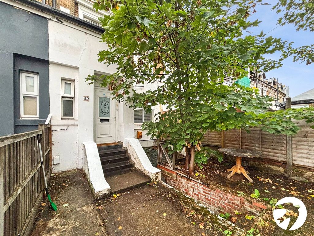 Property photo 1 of 10 Picture No. 27