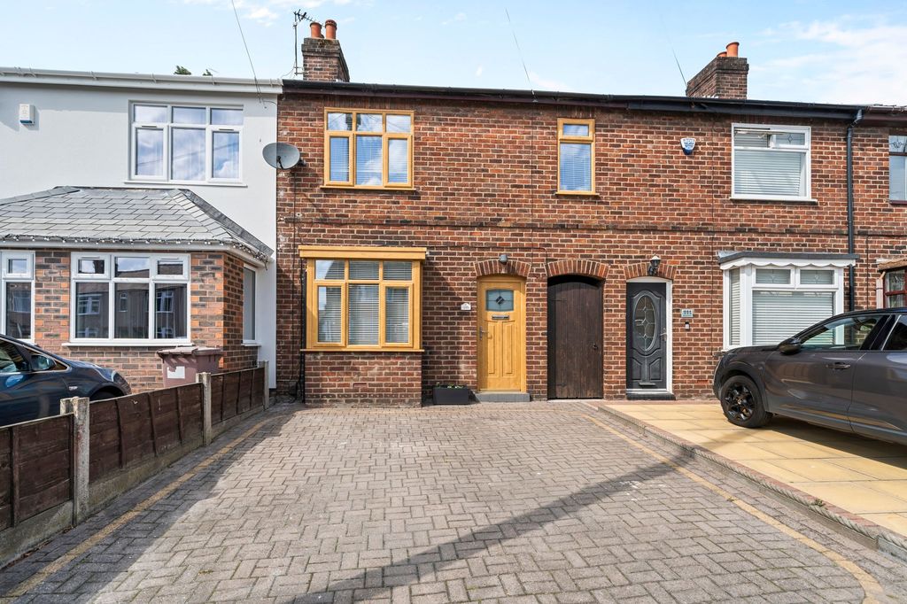 Property photo 2 of 19