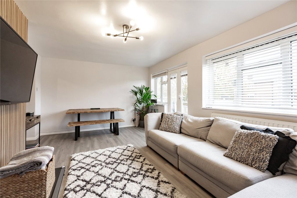 Property photo 1 of 14 Lounge/Diner