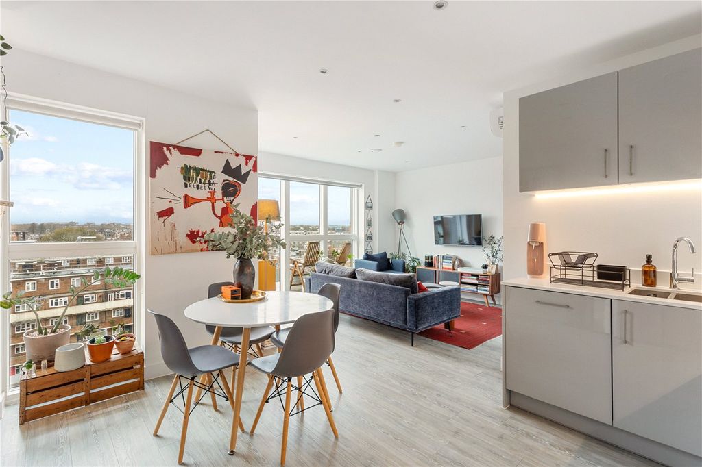 Property photo 1 of 12 Picture No. 13