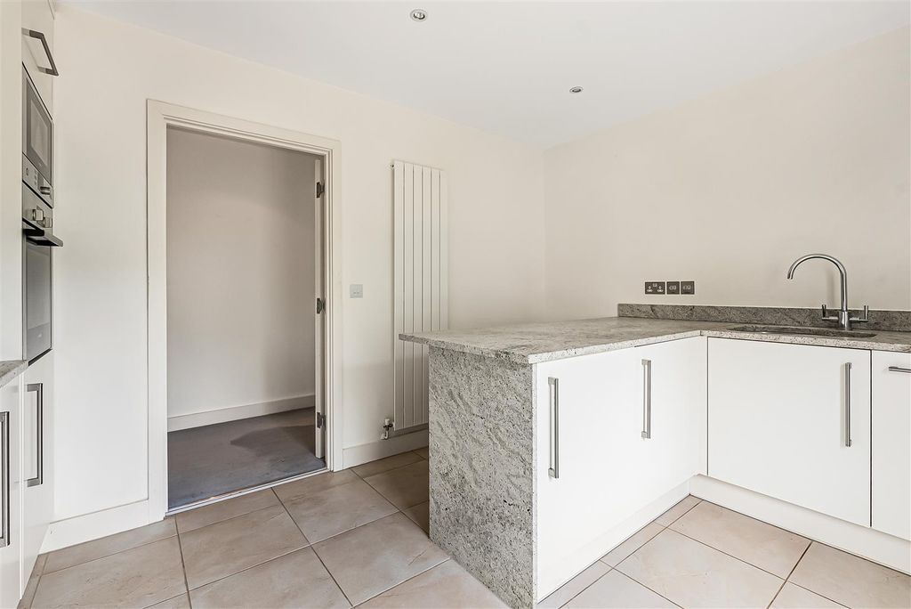 Additional image 9 of 3 bed flat for saleLexington House, Long Road, Cambridge CB2
