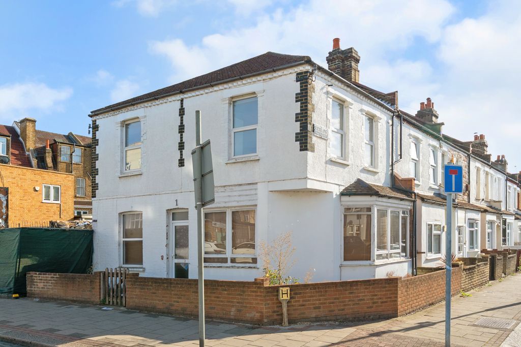 Property photo 1 of 14