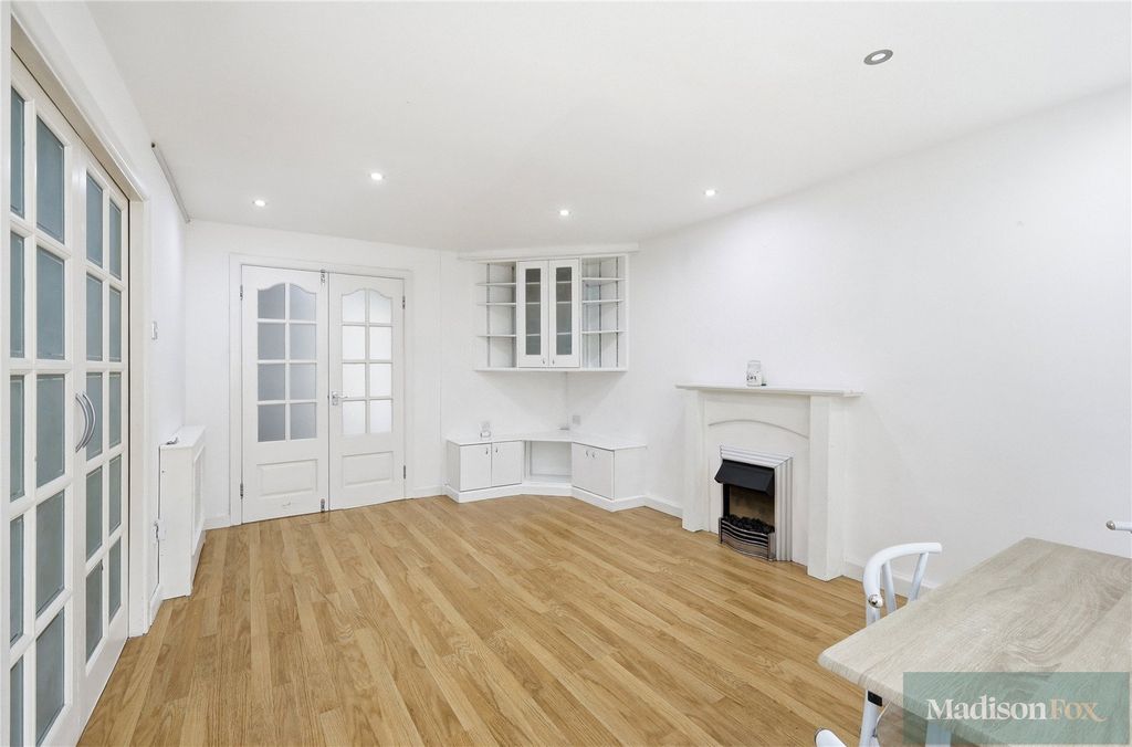 Property photo 3 of 20 Picture No. 39