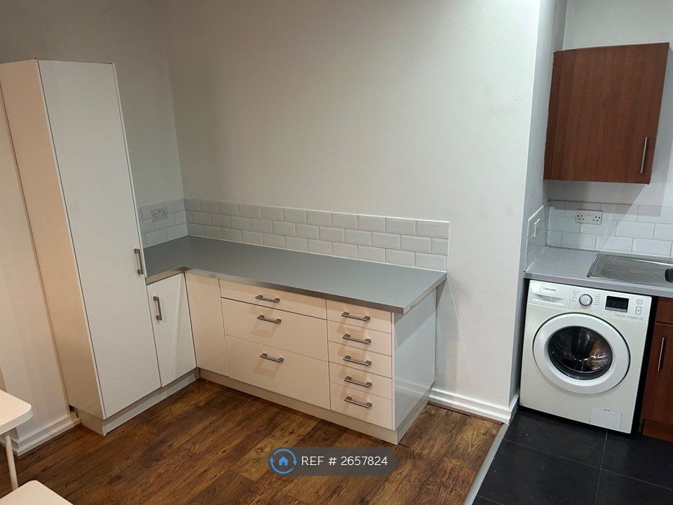 Property photo 2 of 13 Kitchen Diner