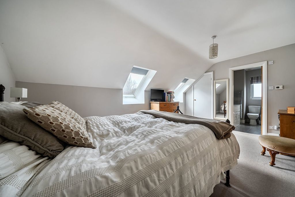 Additional image 13 of 5 bed detached house for saleHare Lane, Lingfield RH7