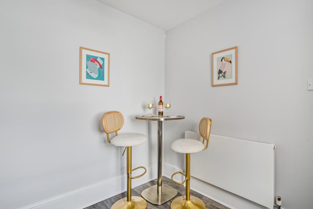 Property photo 3 of 22 Kitchen