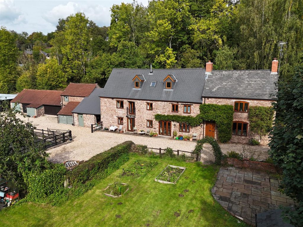 Property photo 1 of 43 Woodmill Farm