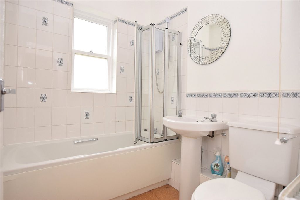 Property photo 3 of 10 Picture No. 17
