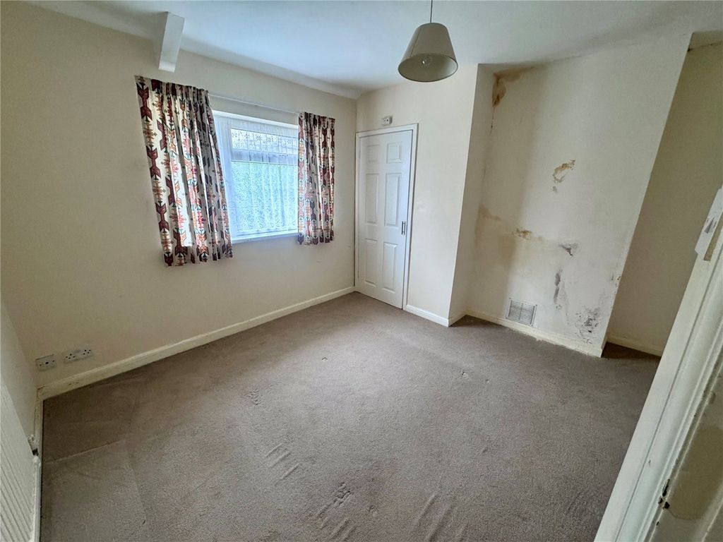 Property photo 2 of 14 Picture No. 02