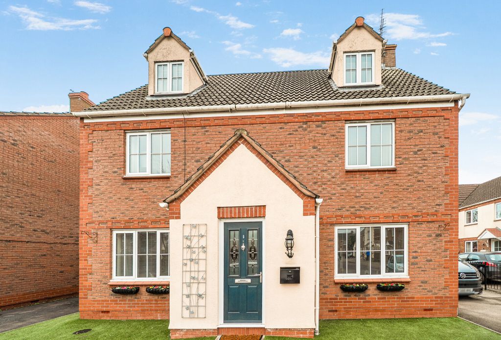 Property photo 1 of 13 1406983-21-697ce0...