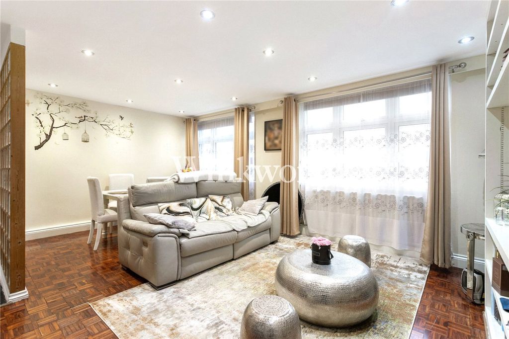 Property photo 3 of 13 Picture No. 09