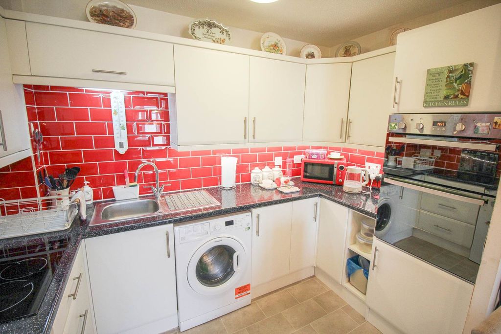 Additional image 6 of 2 bed flat for saleBirnbeck Court, Carlton Street, Weston-Super-Mare BS23