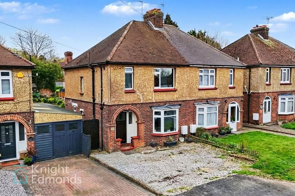 Property photo 1 of 16 Front