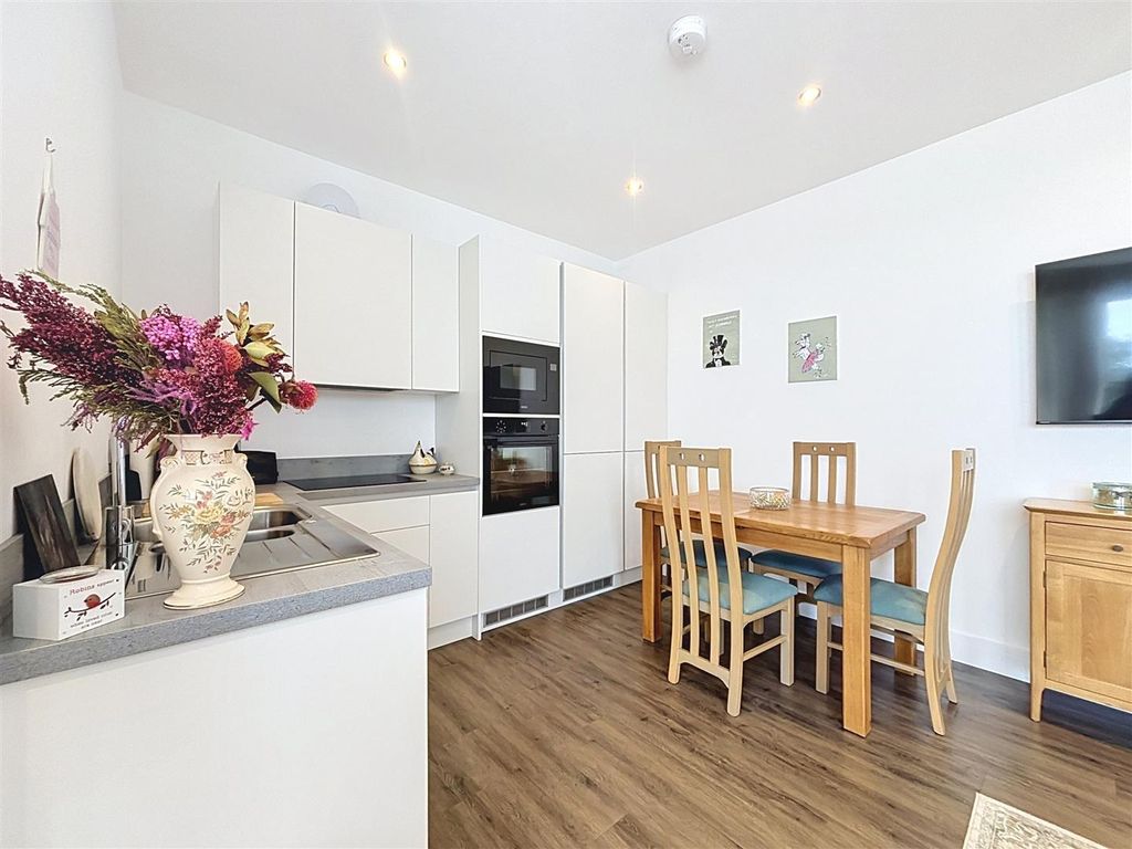 Property photo 3 of 12 Kitchen Diner Living