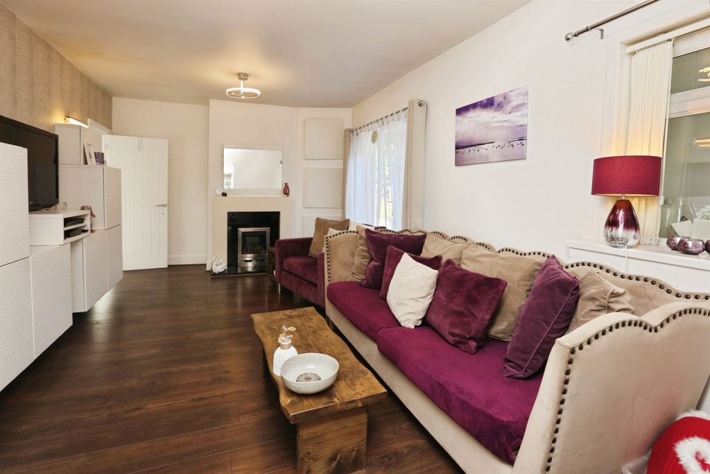 Property photo 2 of 26