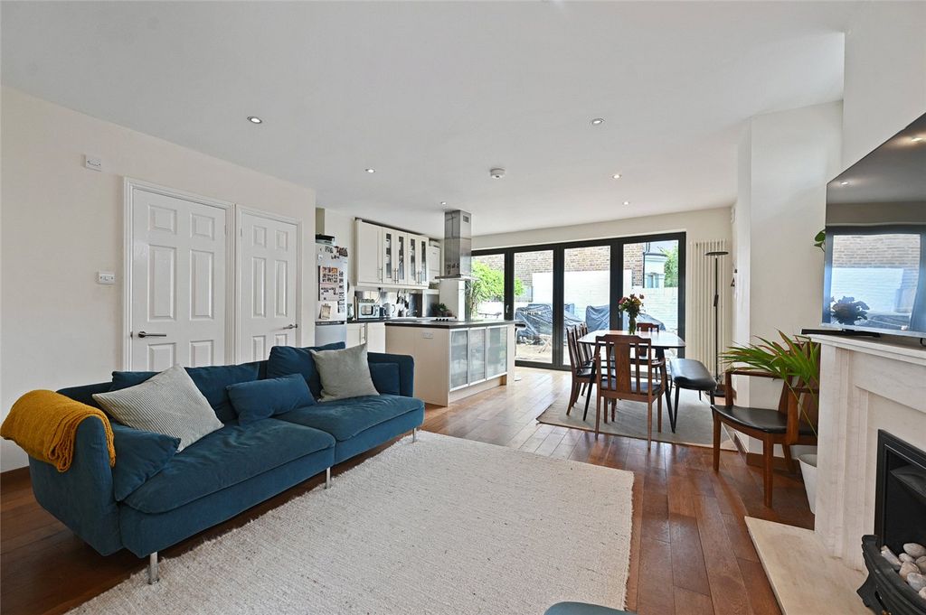 Property photo 1 of 10 Picture No. 25