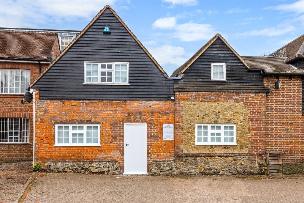 Property photo 1 of 11 Picture No. 12