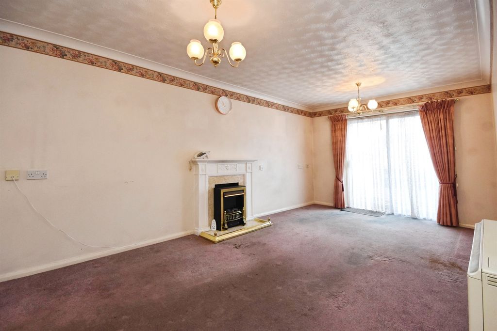 Property photo 3 of 16