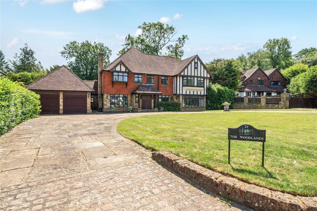 Property photo 1 of 44 Picture No. 06